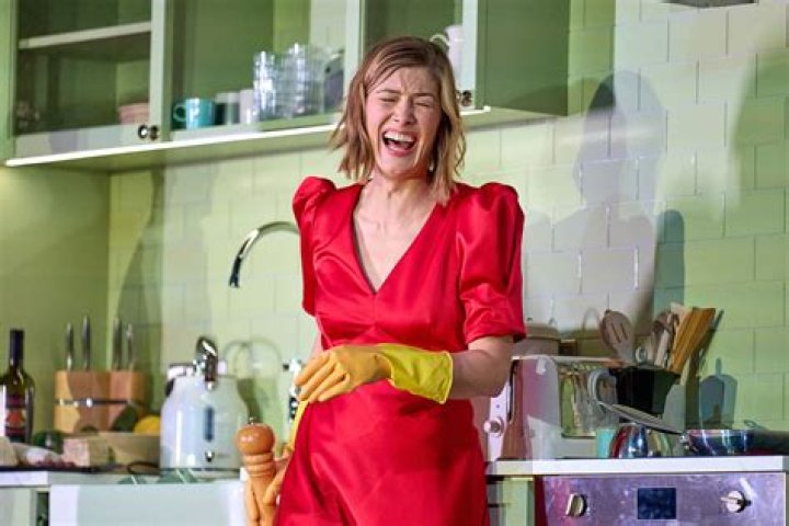 'I Care A Lot' review: Rosamund Pike bilks grannies