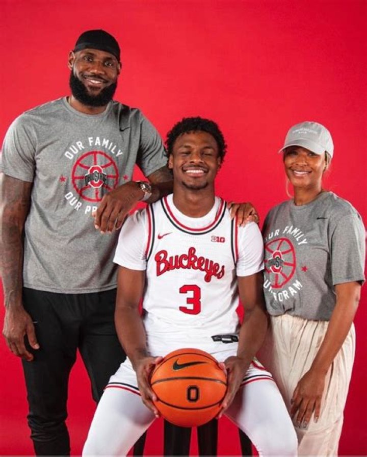Bronny James wears Ohio State uniform amid recruiting frenzy