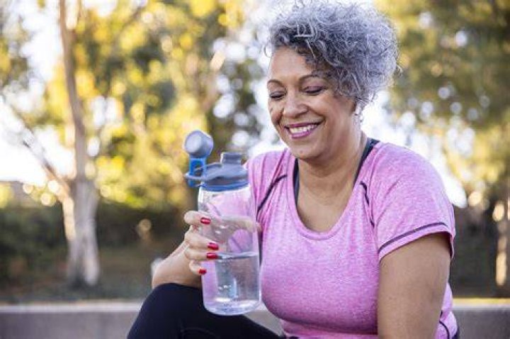 Dehydration in middle age increases death risk 20%