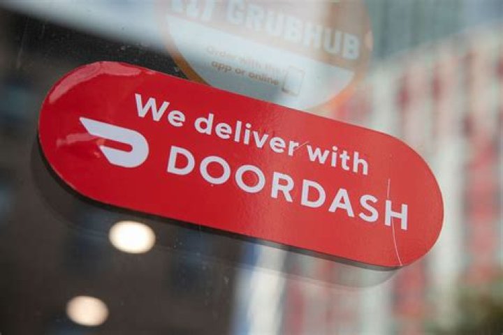 DoorDash driver used app to flirt with underage daughter, mom claims