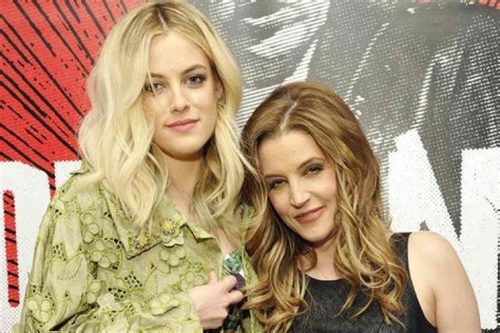 Lisa Marie Presley’s daughter Riley Keough shares heartbreaking final photo with mom