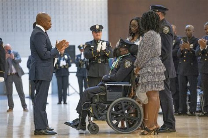 Mayor Adams, New York Times go to war over photo of fallen NYPD officer