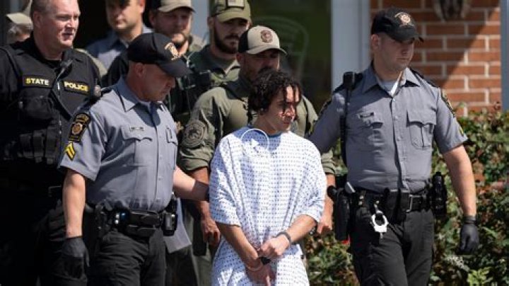 Tennessee fugitive Kenneth DeHart's brother, girlfriend arrested as manhunt continues